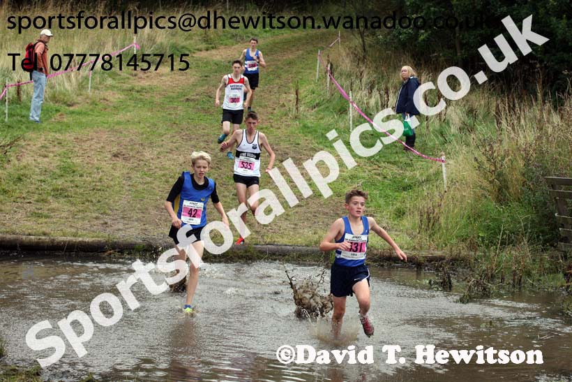 Boys under-15s, Start Fitness North Eastern Harrier League, Tanfield, County Durham. Photo: David T. Hewitson/Sports for All Pics